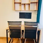 Cozy & Convenient Apt With 2 Bedrooms Next To Dist 1